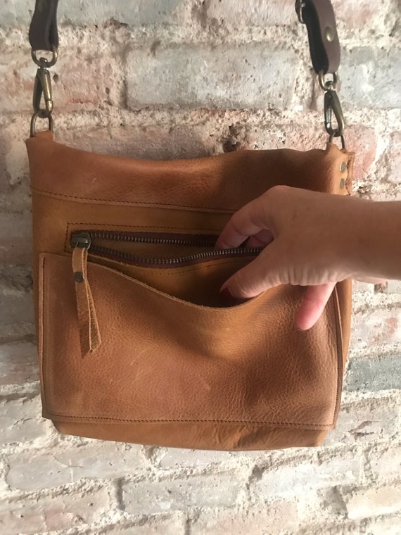 Cross Pouch with removable strap