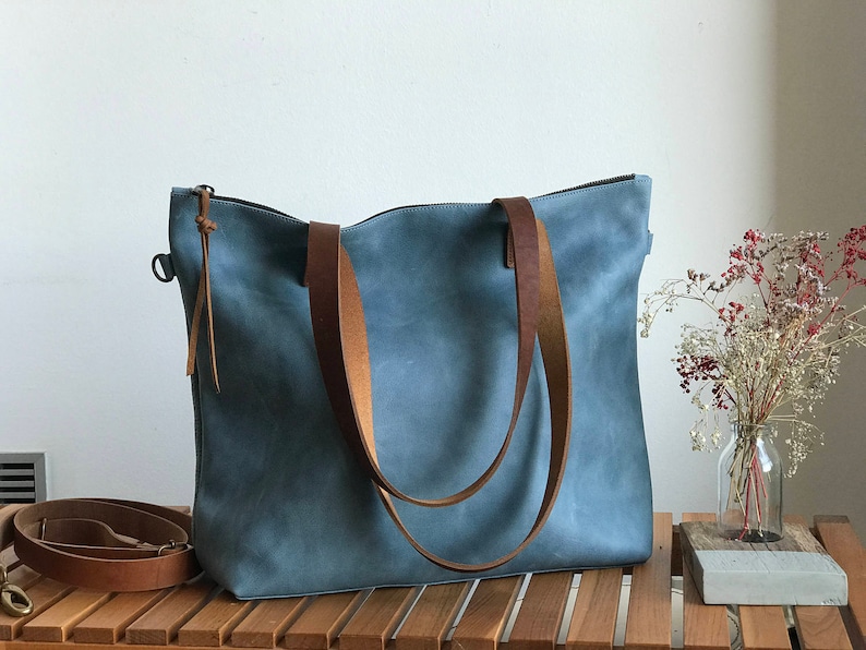 Large Blue Leather bag with zip and inside lining. Handmade. Minimalist leather bag. image 7