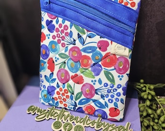 Bright Dot Flowers Kindle Sleeve – Quilted & Zippered
