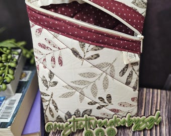 Neutral Foliage Kindle Sleeve – Quilted & Zippered