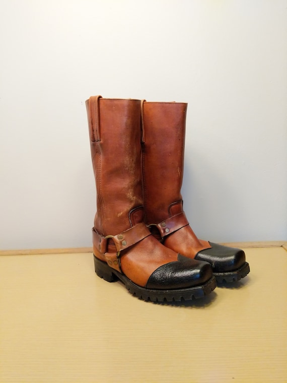 frye two tone boots