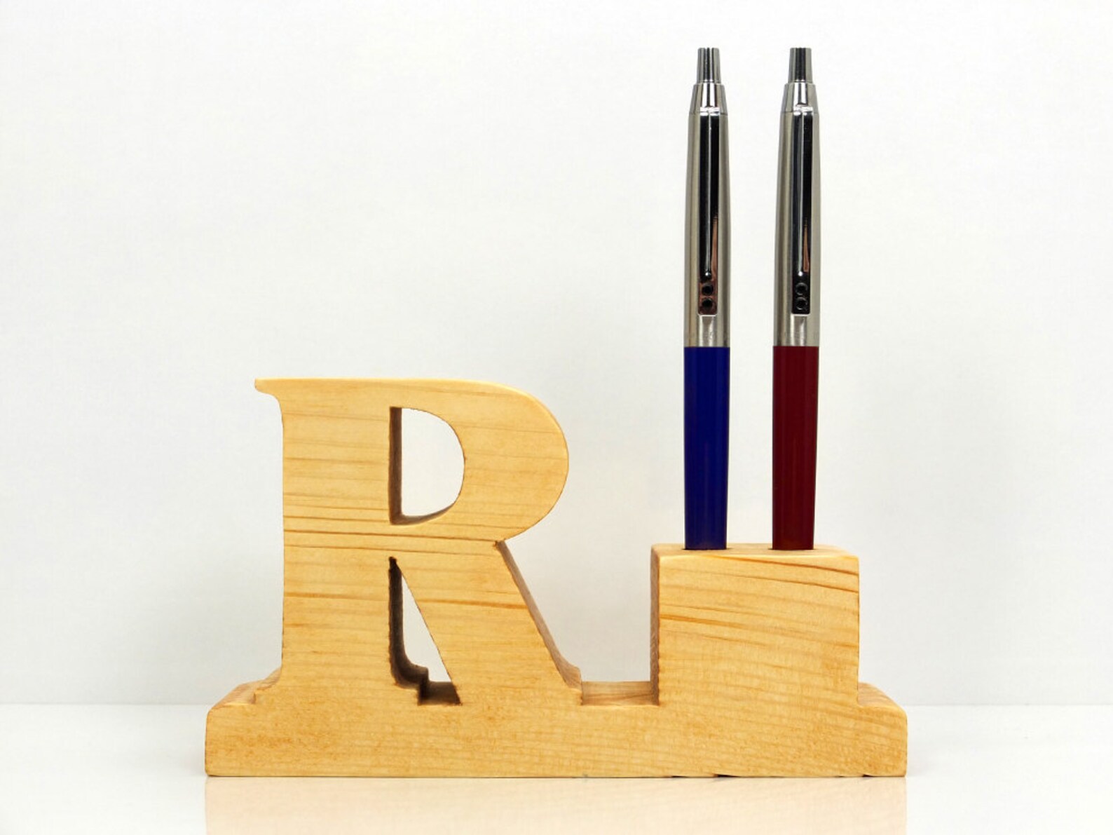 Pen Holder. Personalized wooden desk pen holder with letter Etsy