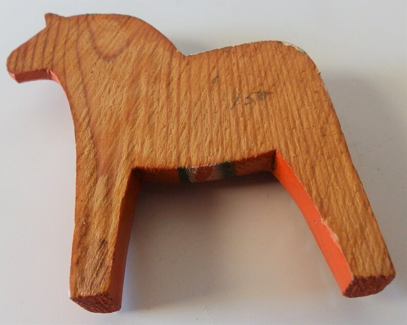 2 Vintage FLAT Swedish Red Dala Dalarna Horses 5-18 High Bought in Sweden 3-34 High