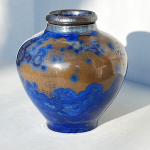 Dog urn, pet urn for cat, small ceramic urn, urns for human ashes, memorial urns, decorative urns.