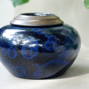 Small cremation urns, subtle urns for infant, cat urn , dog memorial casket, decorative urns, crystalline pottery.