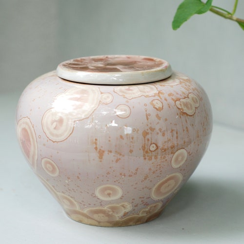 Pet urns for dog, cat urn, small ceramic urn, shops urns for human ashes, memorial urns, decorative urns.