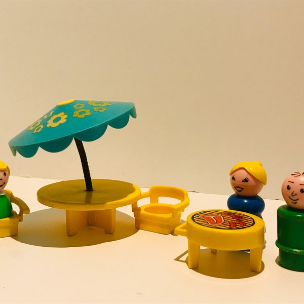 Fisher Price Patio Set, Fisher Price Little People Patio Set, Little People Family Patio Set, Little People set
