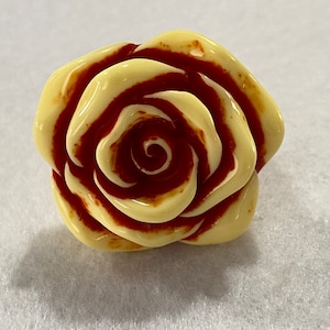 Avon hotsell rose ring