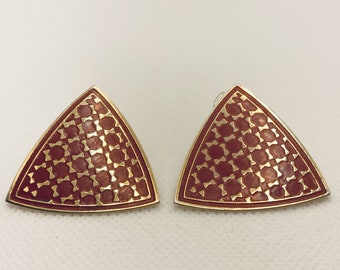 Vintage Red Hexagon Patterned Bow Tie Enamel Gold Tone Triangle Earrings 1980's Retro Rockabilly