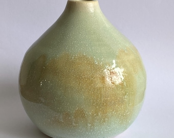 Vintage Stephen Day Green Glaze Vase: Australian Studio Pottery