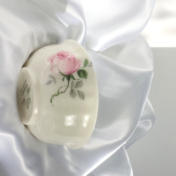 Allyn Nelson Pink Rose Bud Porcelain Finger Bowl