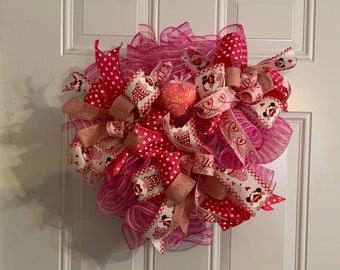 Example of a Custom made Valentines Day Wreath.