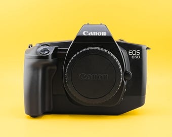 Cuerpo de cámara de película Canon EOS 650 de 35 mm (modelo antiguo)