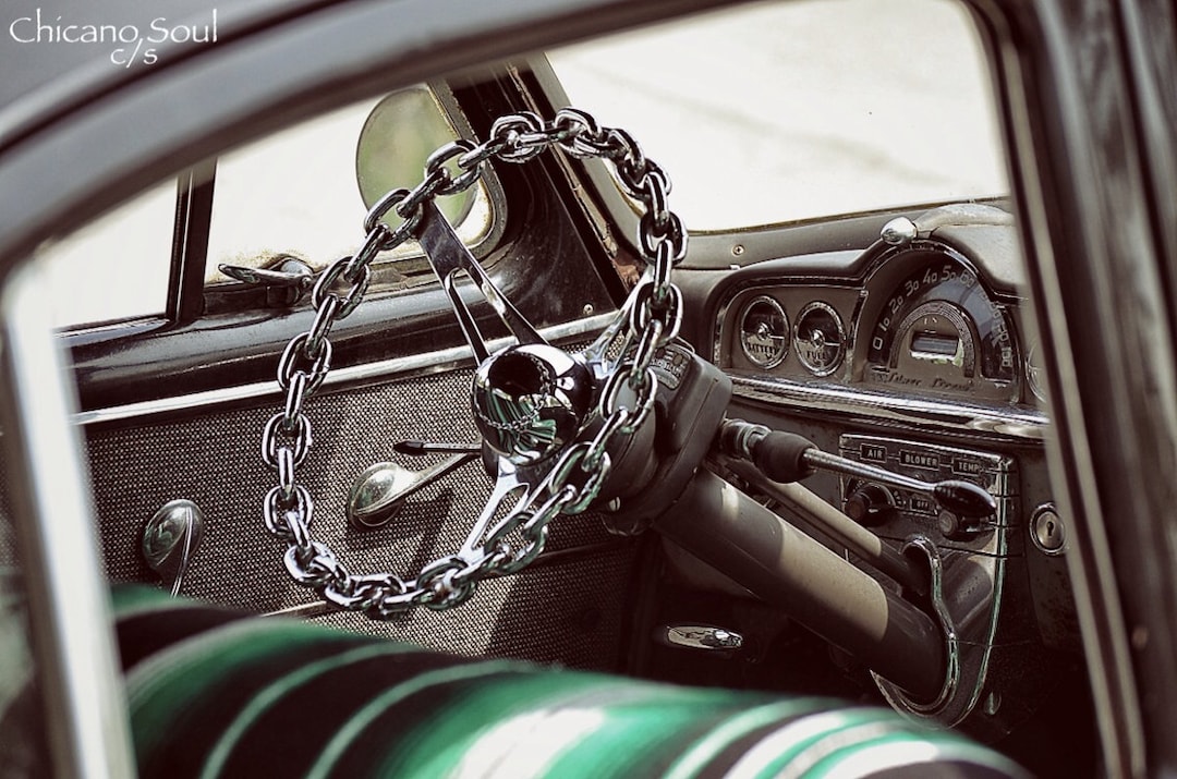 チェーンステアリング　70s lowrider chicano 8インチ チェーンステアリング70s lowrider chicano 8インチ
