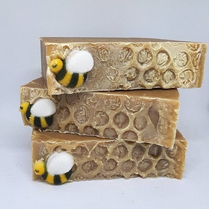 Honey Soap | Beeswax Soap | Moisturizing Soap | Natural Bar Soap