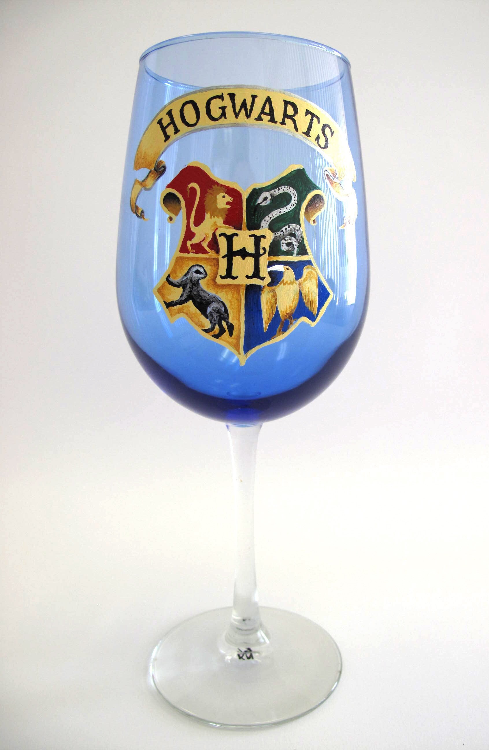 Harry Potter Wine Glass Hogwarts crest Etsy