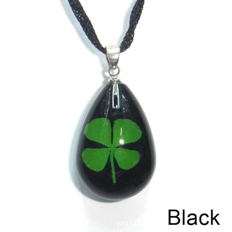 1PC Resin jewelry Tead Drop Pendant Real flower Necklace Four Leaf Clover necklace Pressed Flower Jewelry Nature Jewelry terrarium jewelry