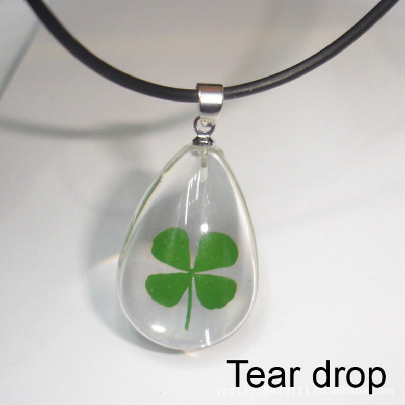 1PC Resin jewelry Tead Drop Pendant Real flower Necklace Four Leaf Clover necklace Pressed Flower Jewelry Nature Jewelry terrarium jewelry