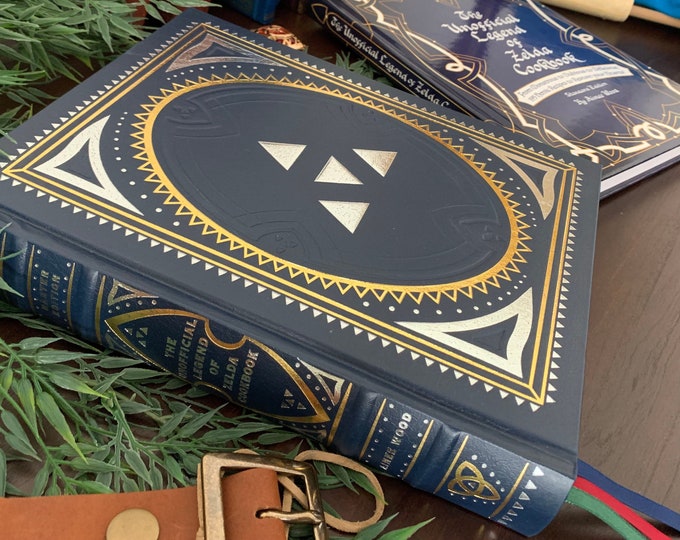 The Unofficial Legend of Zelda Cookbook! Hyrule Inspired Recipes in Standard and Master Editions!