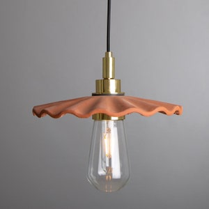 Lampe à suspension pour salle de bain Kirhii, céramique, 27 cm (10,75 po.), Fer rouge IP44