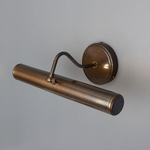 Belfast Vintage Brass Picture Light 19.9" (50.5cm EU)