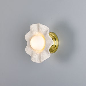 Rivale Wall Sconce with Wavy Ceramic Shade, Matte White Striped