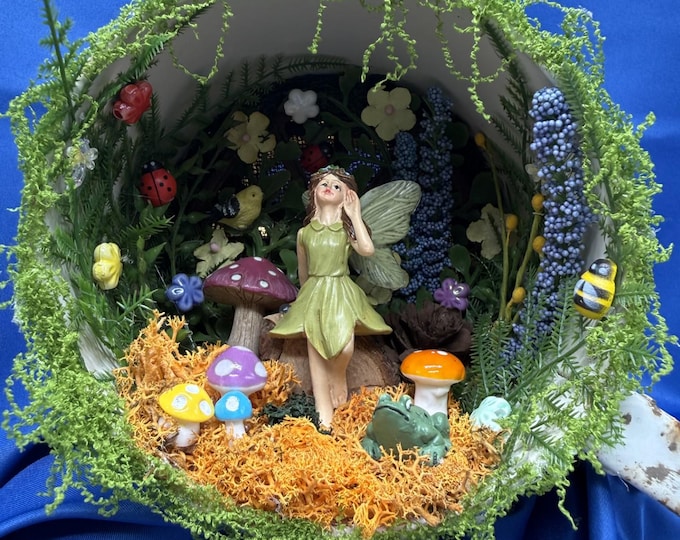 Fairy Flour Sifter Cottage