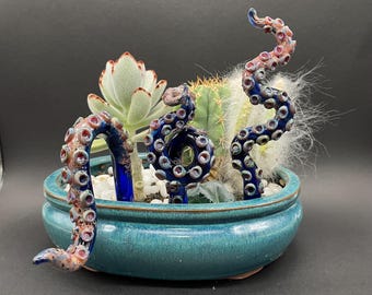 tentacle plant decoration