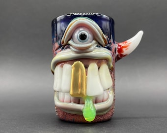 Vaso de chupito de cíclope de dientes grandes
