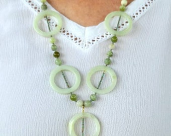 Natural Agate and Serpentine Necklace