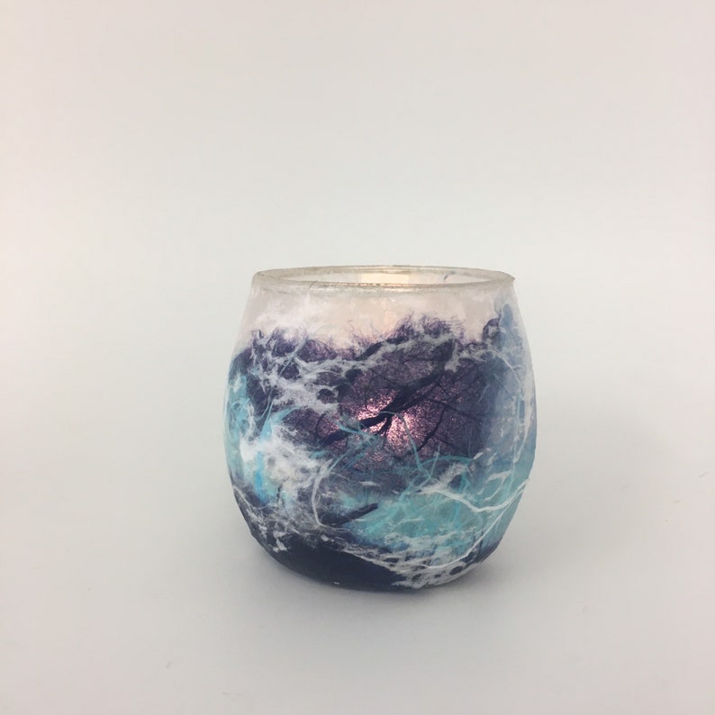 Stormy Seas Tea Light Candle Holder. Strawsilk Glass. image 10