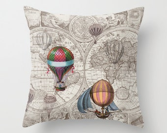 Almohada de globo aerostático - Lanzar mapas de almohadas, decoración steampunk, mapas vintage, único, marrón, industrial chic, decoración de viaje