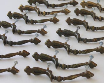 Vintage Brass Metal Drawer Pulls, Set of 17 Vintage Drawer Hardware Pulls, Vintage Furniture Hardware
