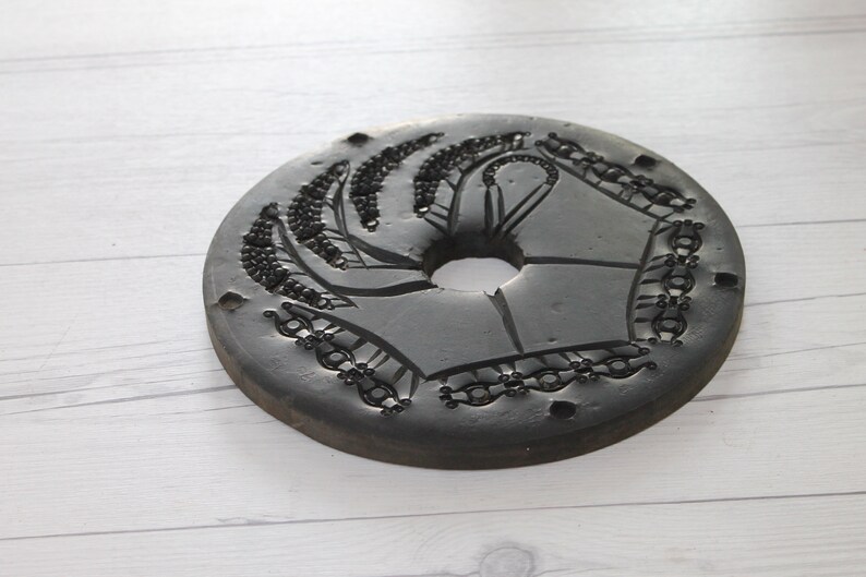 Vintage Round Rubber Jewelry Mold Vintage Metal Casting Etsy