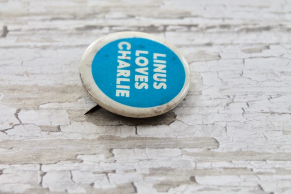 Vintage Pinback Button Pin - Linus Loves Charlie,… - image 2