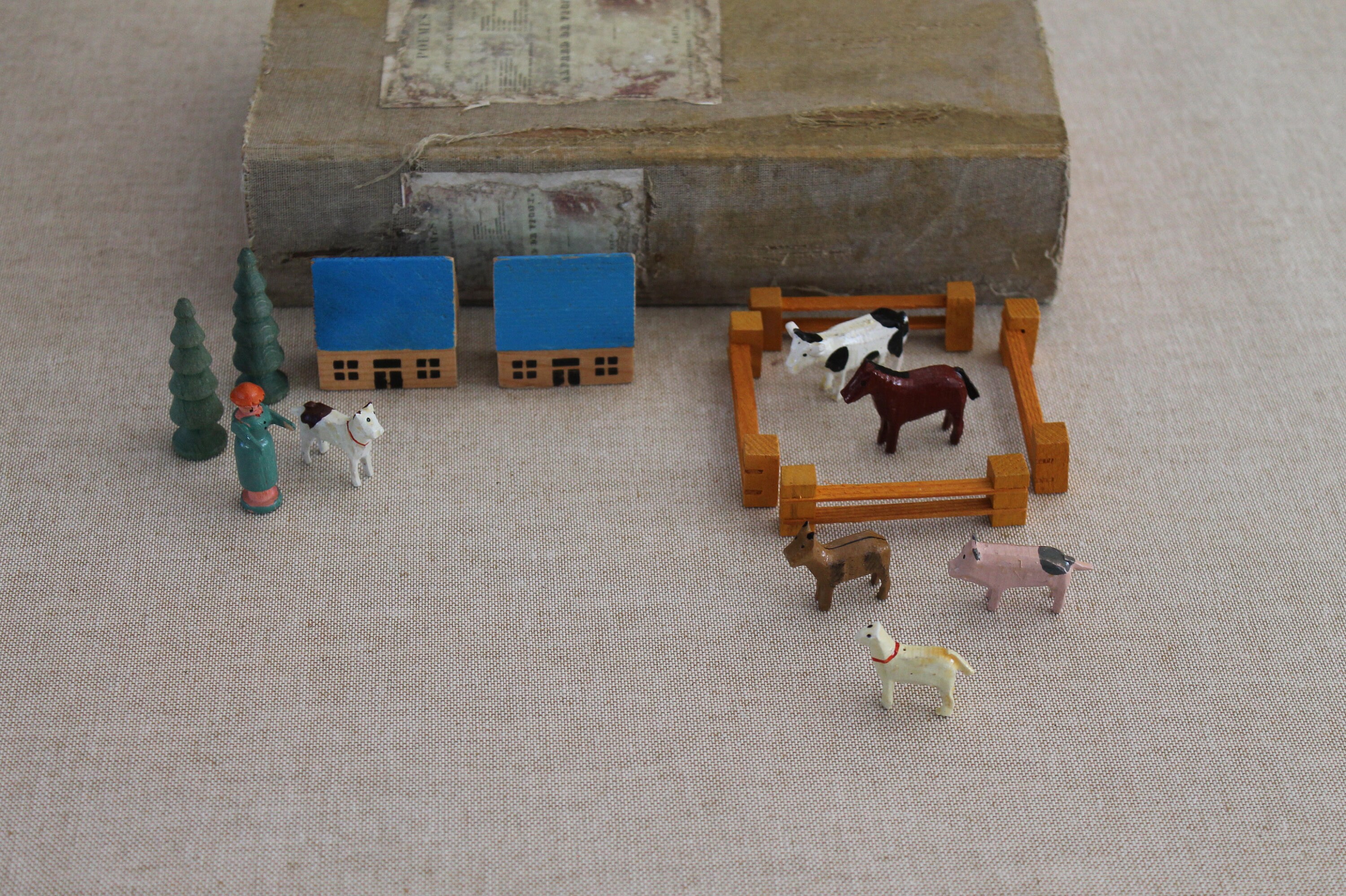 Vintage Wooden German Erzgebirge Houses/trees/cow/dog/goat/horse/pig/sheep/person, Vintage Painted Wood Village/animal Miniatures - Etsy Vintage Wooden German Erzgebirge Houses/trees/cow/dog/goat/horse/pig/sheep/person, Vintage Painted Wood Village/animal Miniatures - Etsy