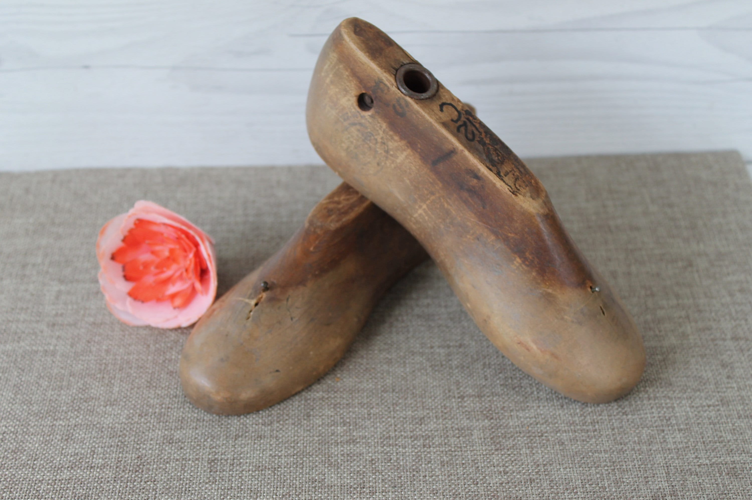 Vintage Pair of Wood Shoe Forms Vintage Wooden Shoes Vintage | Etsy