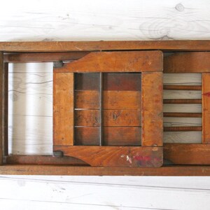 Vintage Child's Wooden Folding Chair; Vintage Wood Camp Chair; Little Seat for Garden, Porch, or Entry bild 5