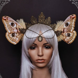 Fairy crown &quot;Emperor moth&quot;