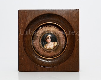 Portret Miniatura Malarstwo Antyczna Kobiecość Ścienna Sztuka Kolekcjonerska Dekoracja • Drewniana Rama - Porcelanowa Kobieta Malarstwo Okrągła Klasyczna Rama Ścienna
