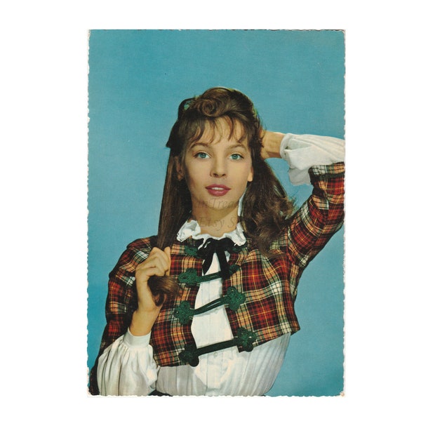 Leslie Caron Carte postale impression photo originale • Actrice américaine pin up de 1960 • Cartes postales allemandes Kruger • Photographe Sam Levin • Hollywood •