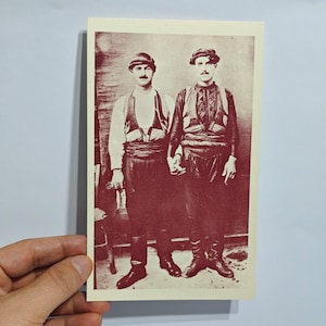 Foto antica di Creta, costume tradizionale greco, foto di coppia di uomini, stampa fotografica d'epoca di Creta, foto di uomo gay, costume tradizionale cretese