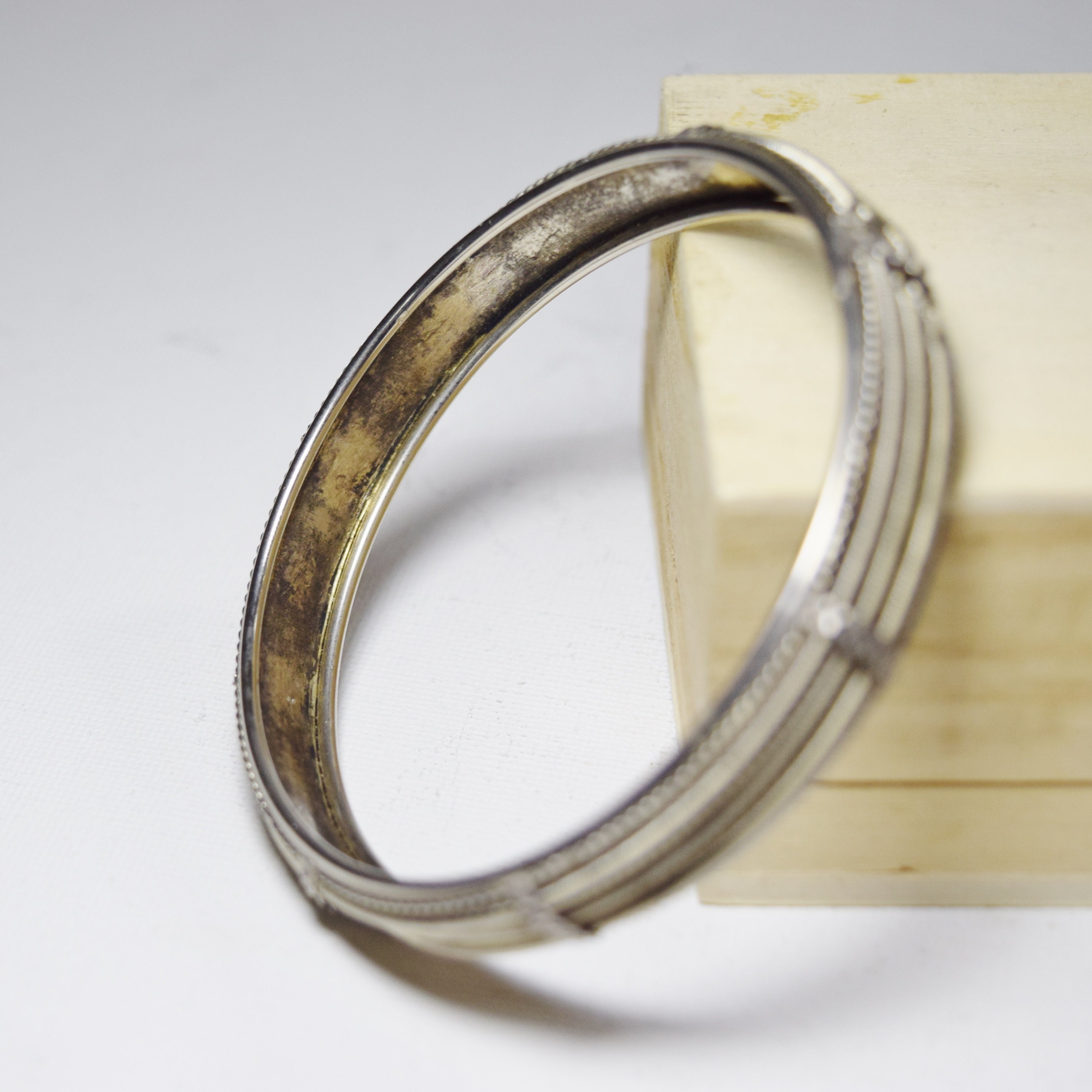 Tribal Wire Silver Bangle, Vintage Bracelet, Thin Rope