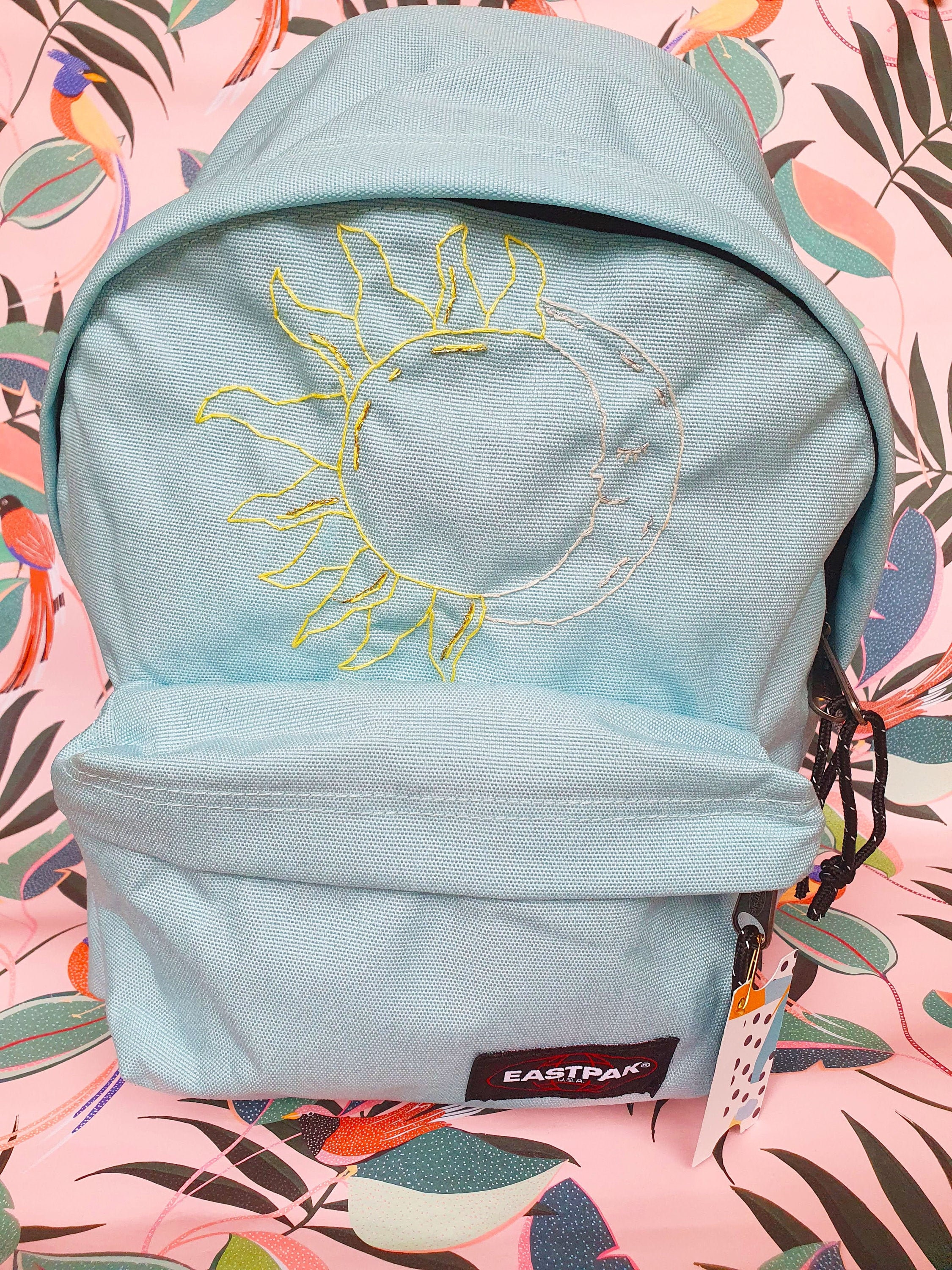 Zaino ricamato / Ritorno a scuola / Zaino Eastpak / Blu artico | Etsy Italia