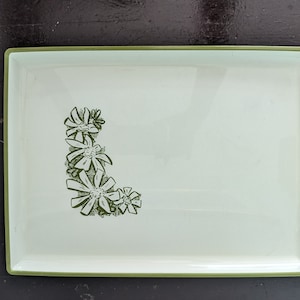 Vintage Tray West Bend Thermo-Serve Avocado Green and White with Flowers 1970
