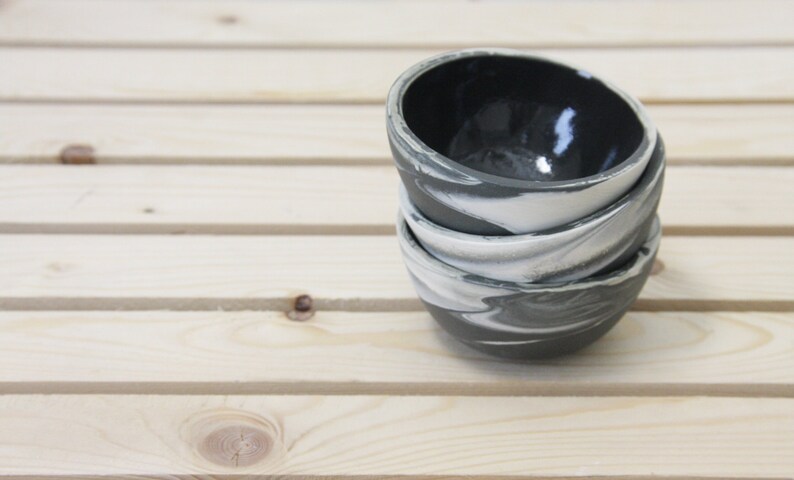 Set of three little bowls in marble black and white with glossy glaze.modern and urban look. image 5