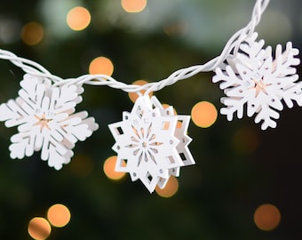 Paquete: Luces de cadena - Copos de nieve / Archivos SVG e Illustrator para Silhouette, Glowforge