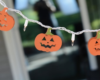 ¡Luces de cadena Jack o Lantern! SVG, AI, archivos de estudio para Silhouette, Glowforge, Laser Cutter