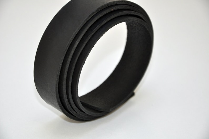 2.2-2.6 mm 120cm Long BLACK VintageAntique Look Veg-Tan Premium real leather strap