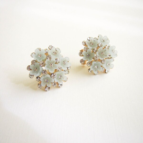 Flor azul pastel Stud pendiente azul aretes de oro y azul